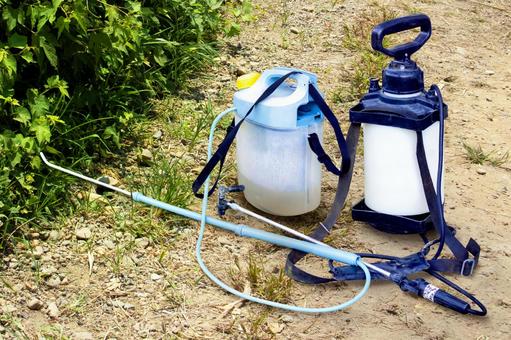 除草剤の散布